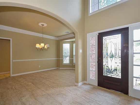 3rd image of 5503 Langhorne Ct
