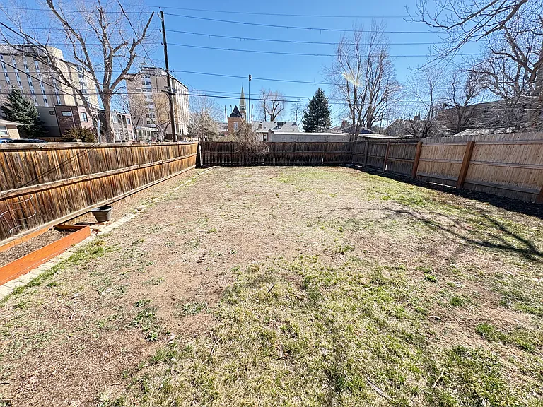 1904 S Williams St — Photo 4