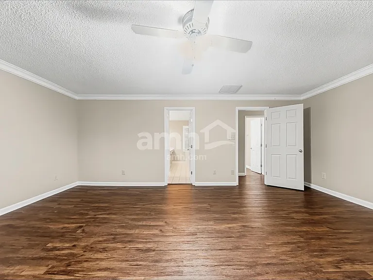 1517 Autumn Ridge Dr — Photo 10