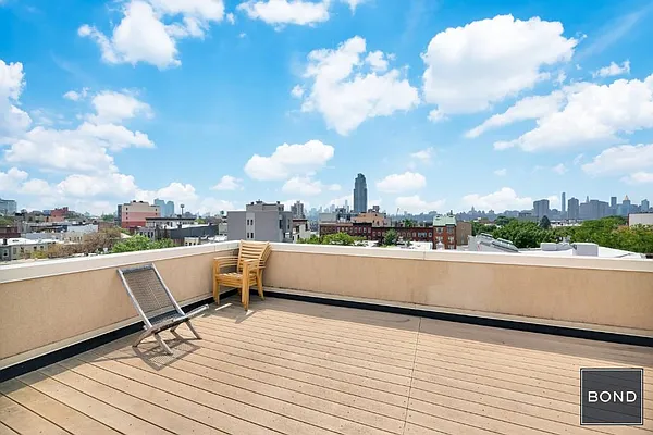Sold by Bond New York | media 7