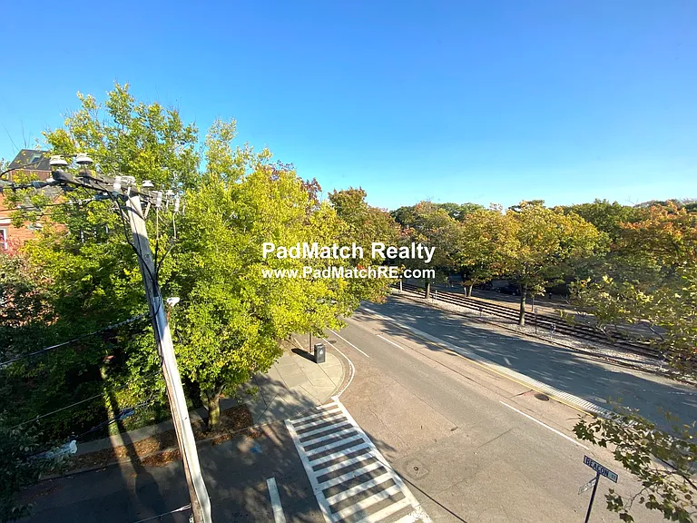 1822 Beacon St #6 — Photo 12
