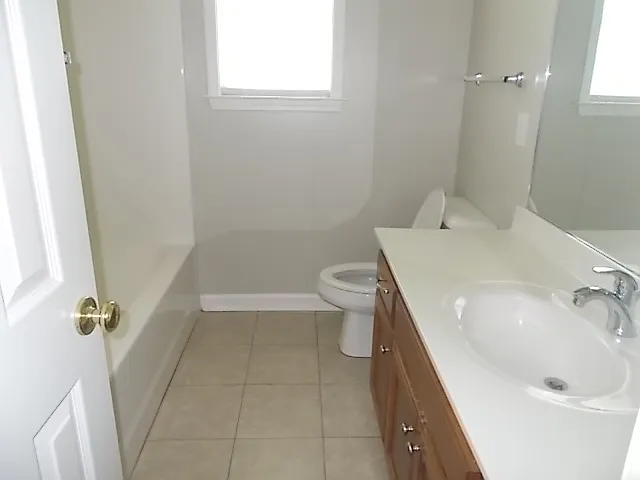 2229 Dewey Dr — Photo 8