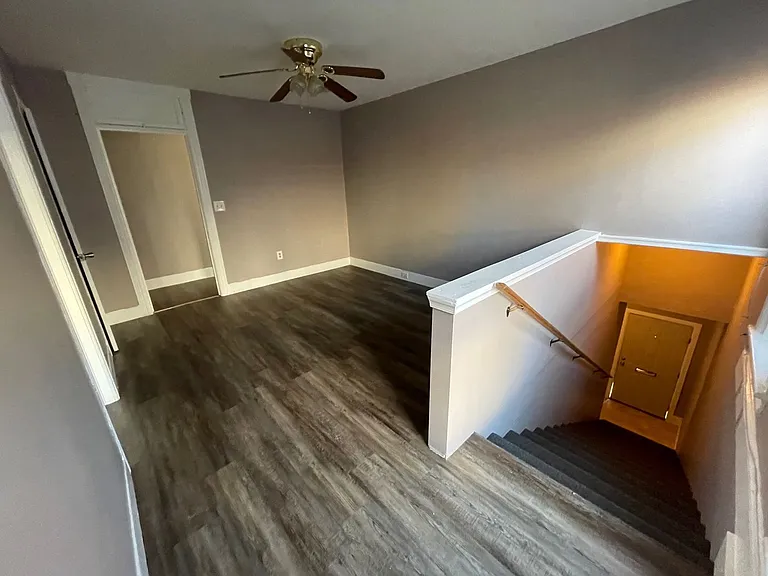 141 W Ridge St — Photo 3