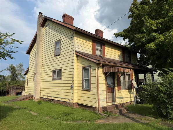 235 Frick St #236, Hiller, PA 15444