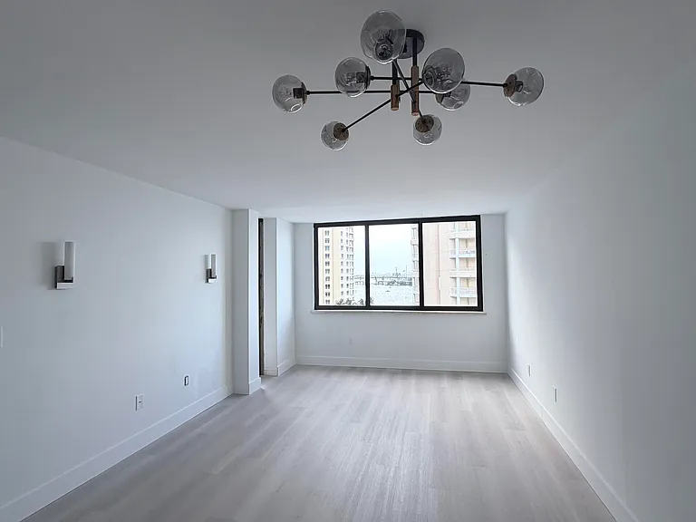 540 Brickell Key Dr #1224 — Photo 13