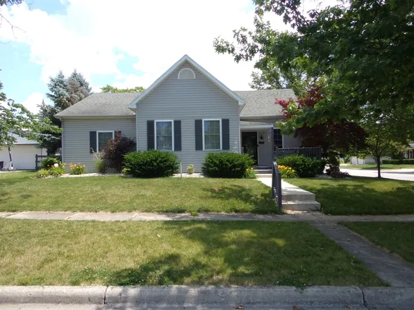 404 N Perry St, Saint Marys, OH 45885