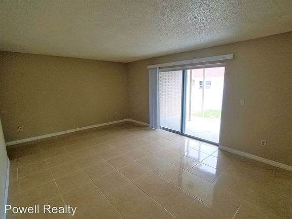5th image of 7210 N Manhattan Ave APT 1414