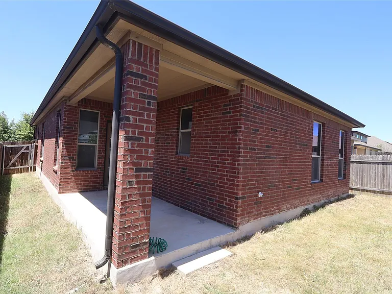 17009 Gibbons Path — Photo 22