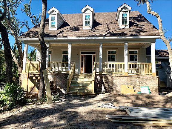 2nd image of 101 Southpoint Dr