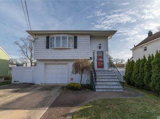 1339 Taft Ave, Merrick, NY 11566