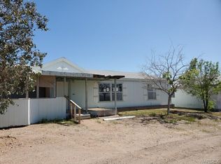 11098 W Saddleback Rd, White Hills, AZ 86445