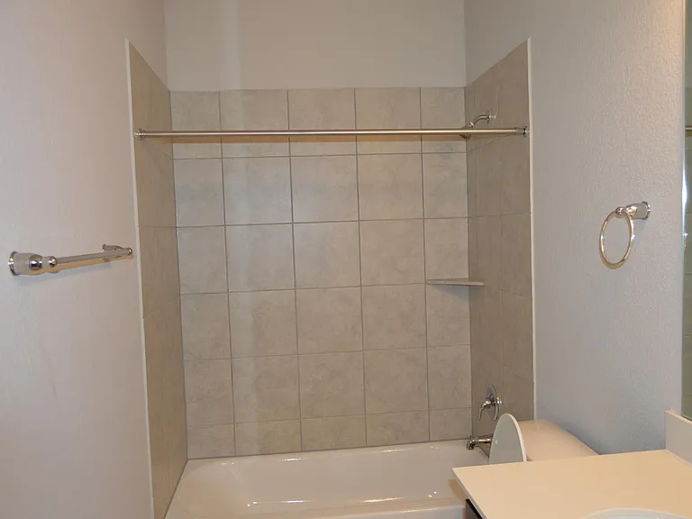 240 Syrah Ct — Photo 21