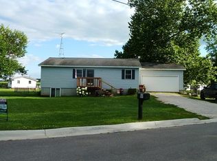 602 S 4th St, Eddyville, IA 52553