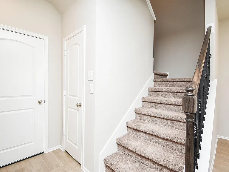 2910 Scanlan Mdw #18 — Photo 14