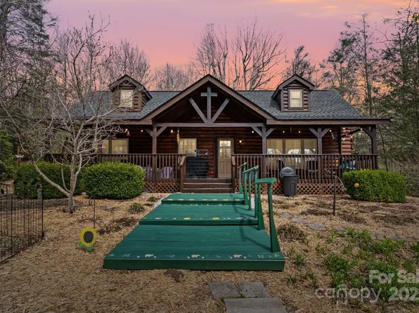 787 Shumont Rd, Black Mountain, NC 28711