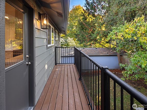 4th image of 845 Kirkland Way