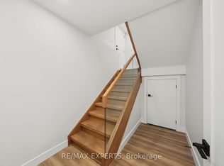 1062 Alexandra Ave #BASEMENT, Mississauga, ON L5E1Z8