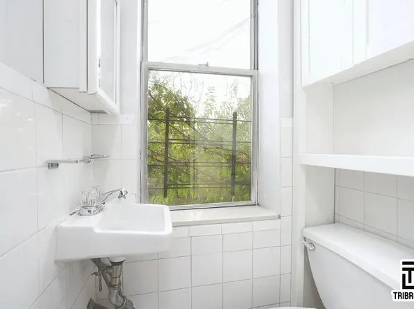 102 Baltic Street image 6 of 6