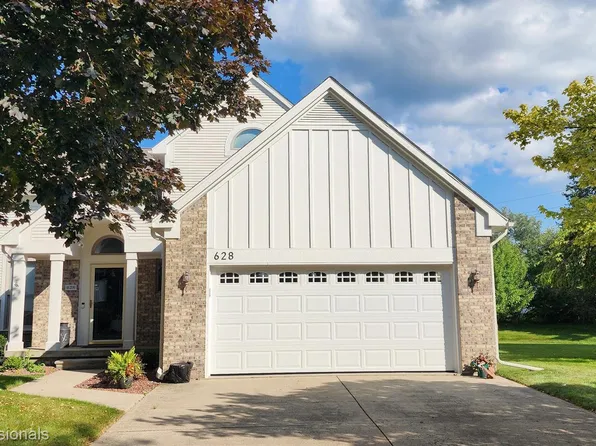 628 Eastway Cir, Lapeer, MI 48446