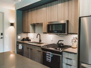 Prominence, Atlanta, GA 30305