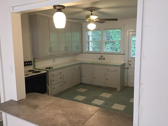 3rd image of 4027 Southern Ave APT A