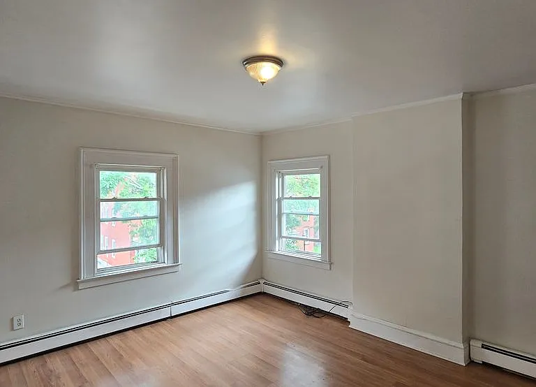 479 Broad St #3 — Photo 6