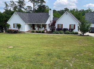 2784 Glen Echo Dr, Lizella, GA 31052