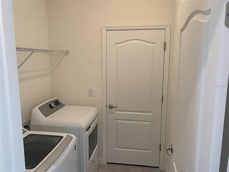 17212 Blue Ridge Pl — Photo 4