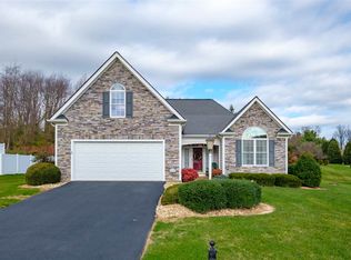 11 Baxter Ct, Waynesboro, VA 22980