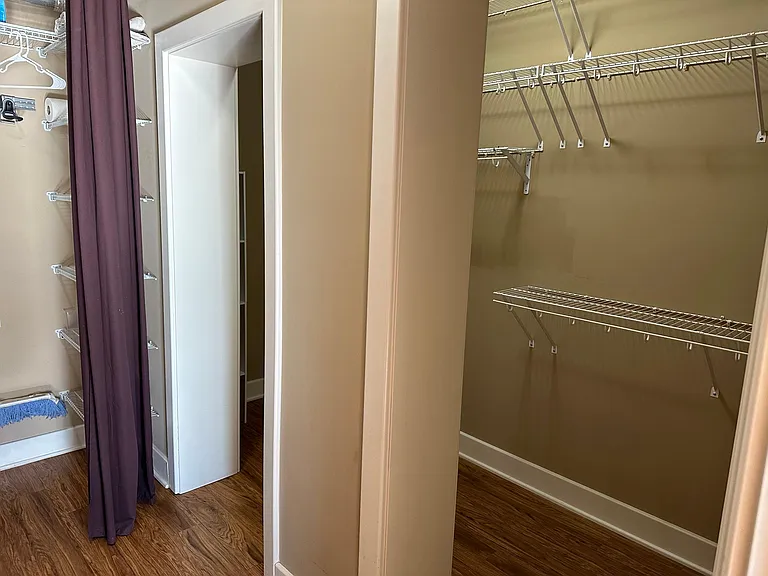 110 S Campbell St #209 — Photo 31