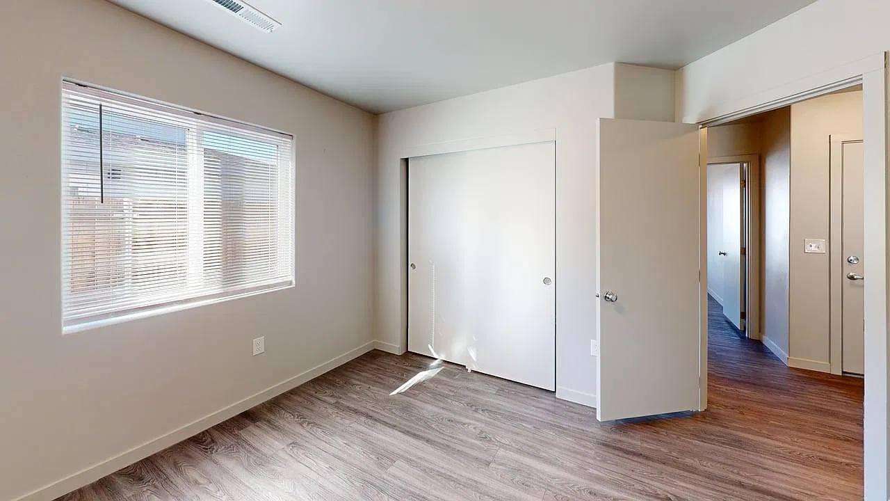3 bed, 1400 sqft, $1,825 — Photo 4