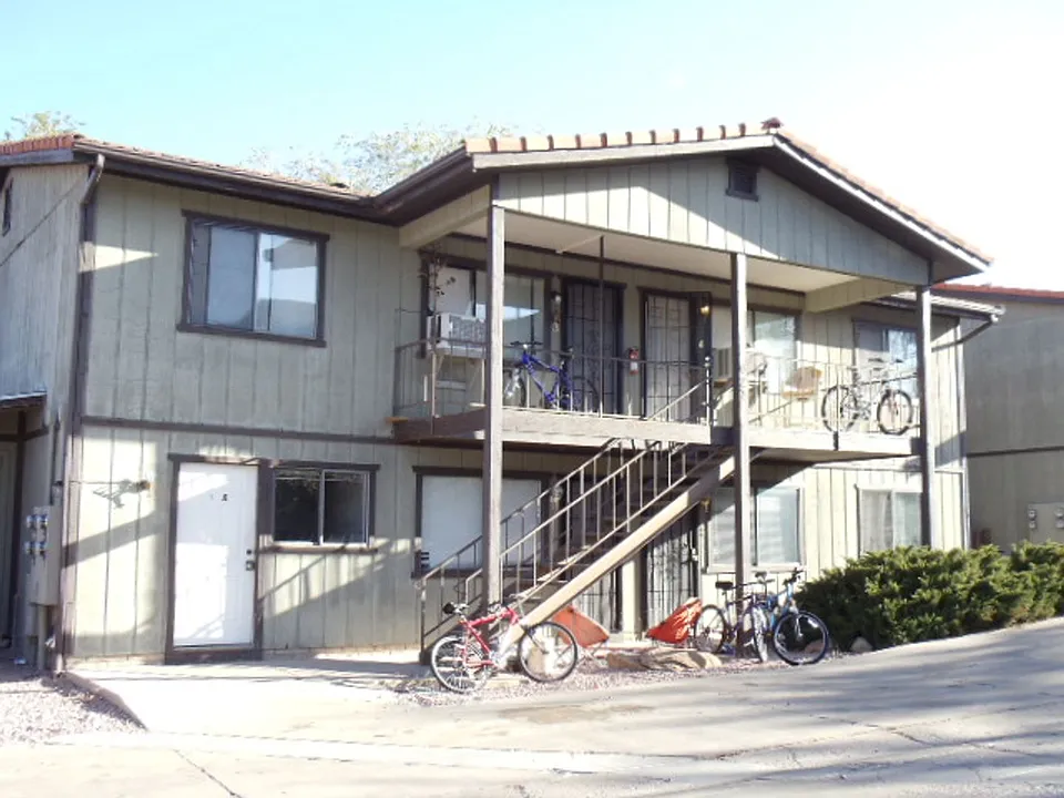 625 Dameron Dr