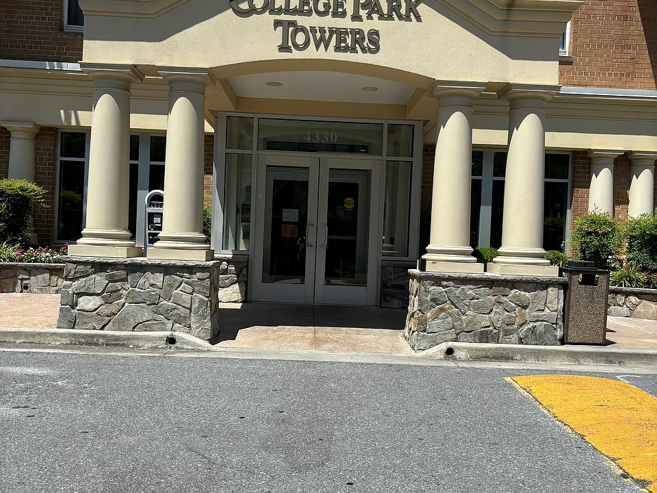 4330 Hartwick Rd #215