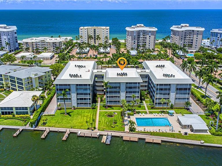 2880 Gulf Shore Blvd N #509 — Photo 2