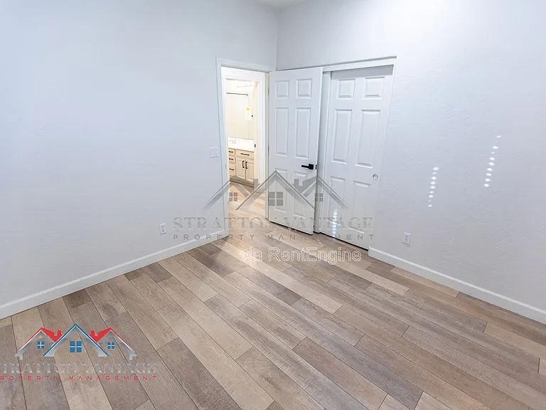 14616 W Windward Ave — Photo 34