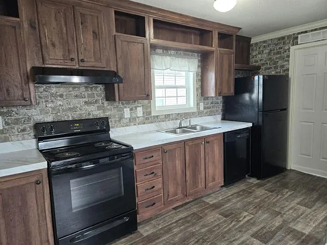 2 bed, 2.0 bath, 896 sqft, $1,550 — Photo 3