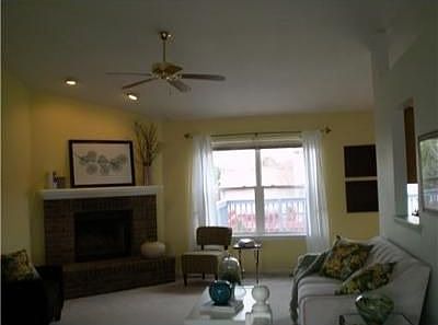 4th image of 4577 Christina Dr
