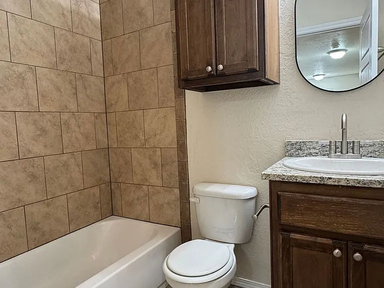 1301 SW Washington Ave #2 — Photo 7