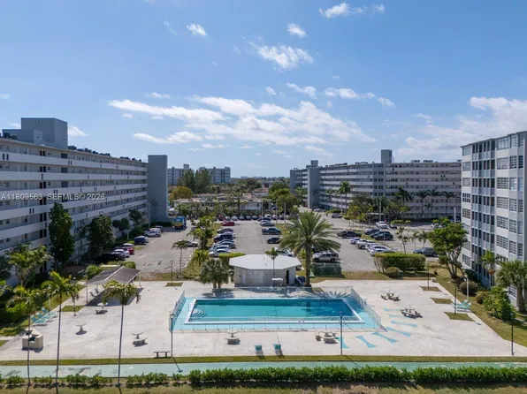 1770 NE 191st St APT 316-1, Miami, FL 33179