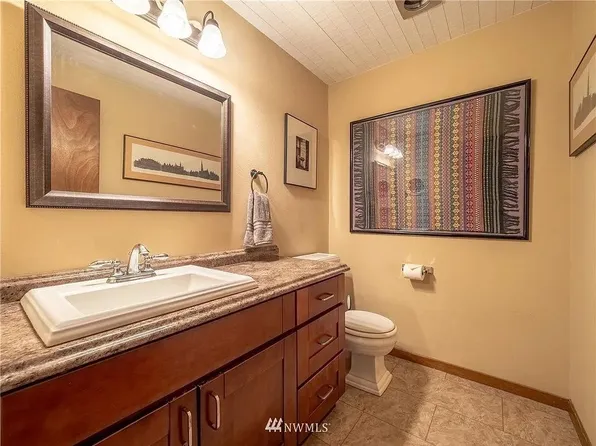 6535 NE Fir St, Suquamish, WA 98392