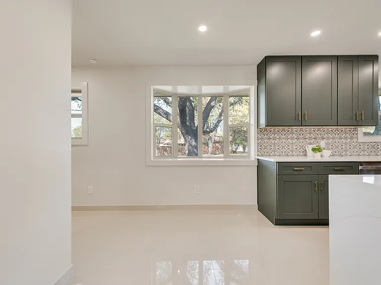 3106 Sharpview Ln — Photo 22