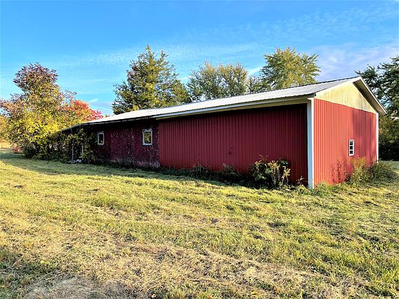 5th image of Carpenter Rd