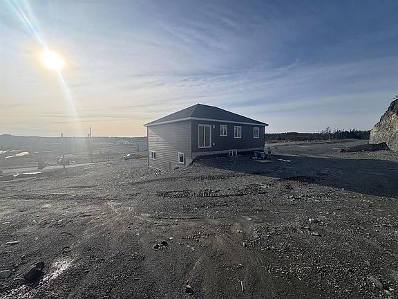 4th image of 82 Island Cove Road
