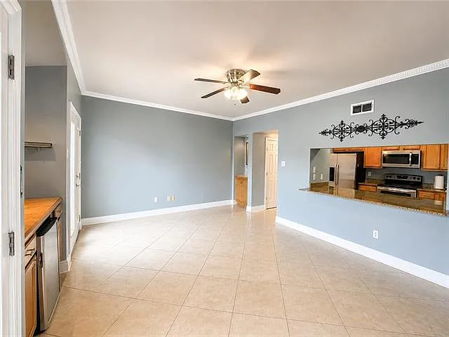 6743 Colbert St — Photo 11