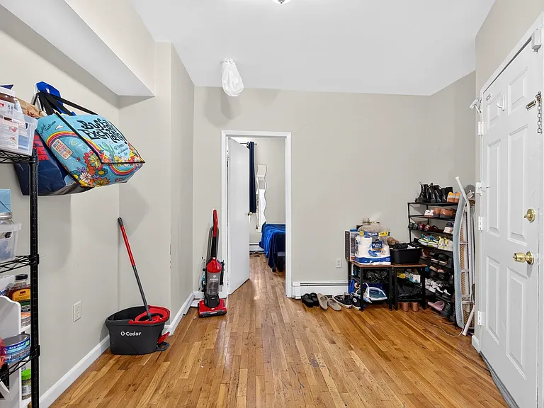 324 Monroe St #6 — Photo 5