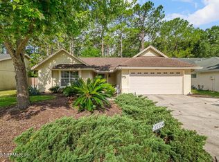 2038 Saint Martins Dr W, Jacksonville, FL 32246
