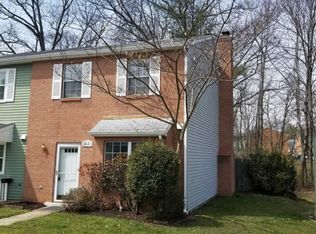 2821 Lee Landing Ct, Falls Church, VA 22043
