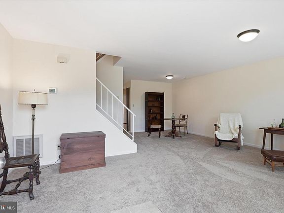 3rd image of 5163 Dominion Dr