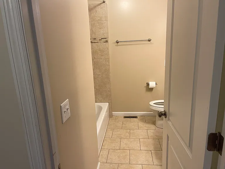 5510 Country Dr #124 — Photo 16