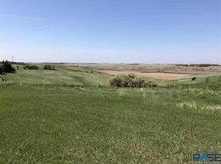 45291 Unique Ct, Canistota, SD 57012